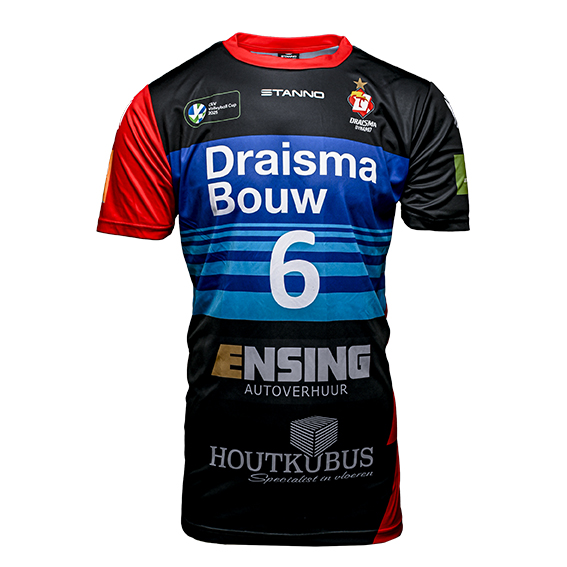 6-front-lr-away.jpg
