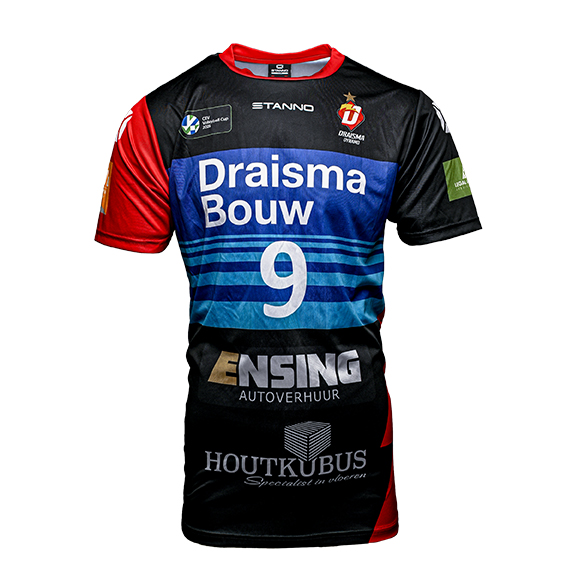 9-front-lr-away.jpg