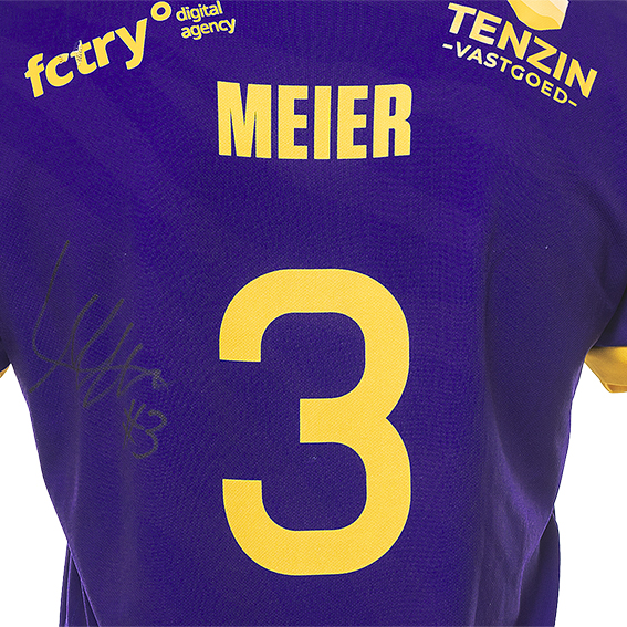 NR. 3-Back-Thuis-signature.jpg