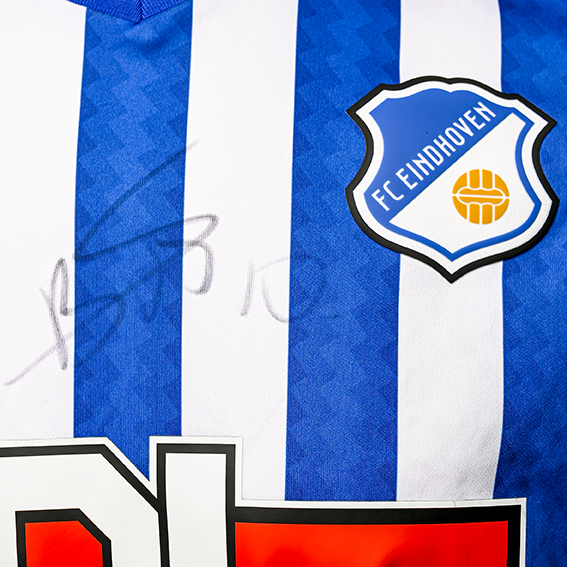 FC Eindhoven-Handtekening-lr.jpg