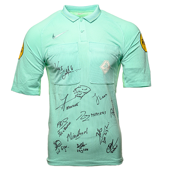 Gesigneerd KNVB scheidsrechtershirt